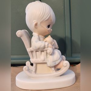 Precious Moments-"The Purr-fect Grandma"